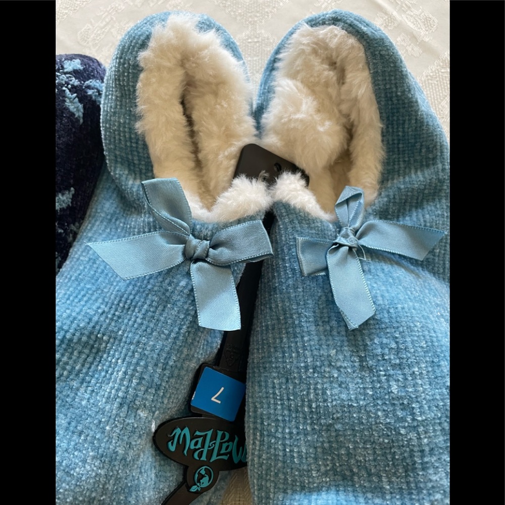 Brand New Two Pair Super Soft Fleece Lined Slippers fits size 7